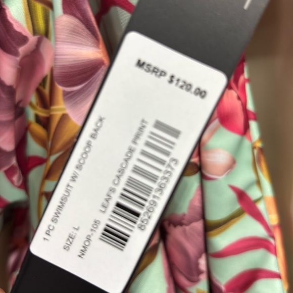 Nicole Miller Leaf Cascade print scoop neck/back,padded 1 piece swimsuit,summer - Picture 11 of 11